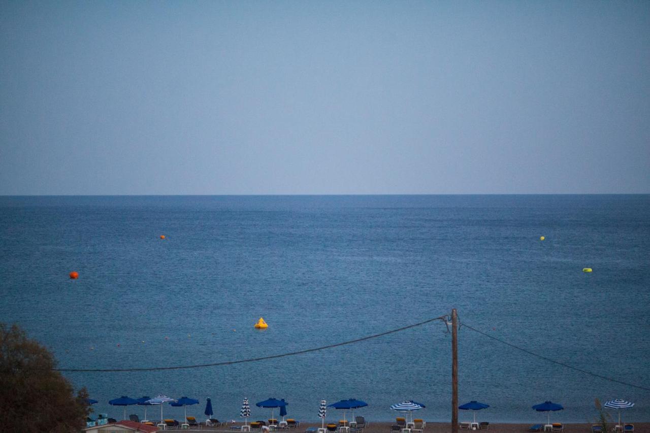 The Azure Blue Apt Фалираки Экстерьер фото